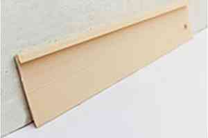 Плинтус Плинтус LA 32  для завода на стену RAL 1015 фото  | FLOORDEALER